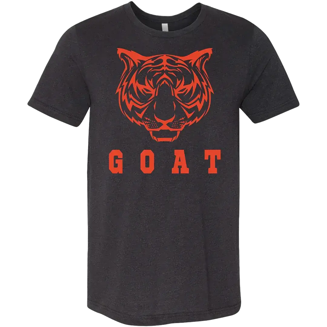 APRIL IS COMING SHORT SLEEVE TEE - Black